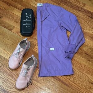 Landau Women’s Purple 2-Pocket Snap-up linen Scrub Jacket size xs